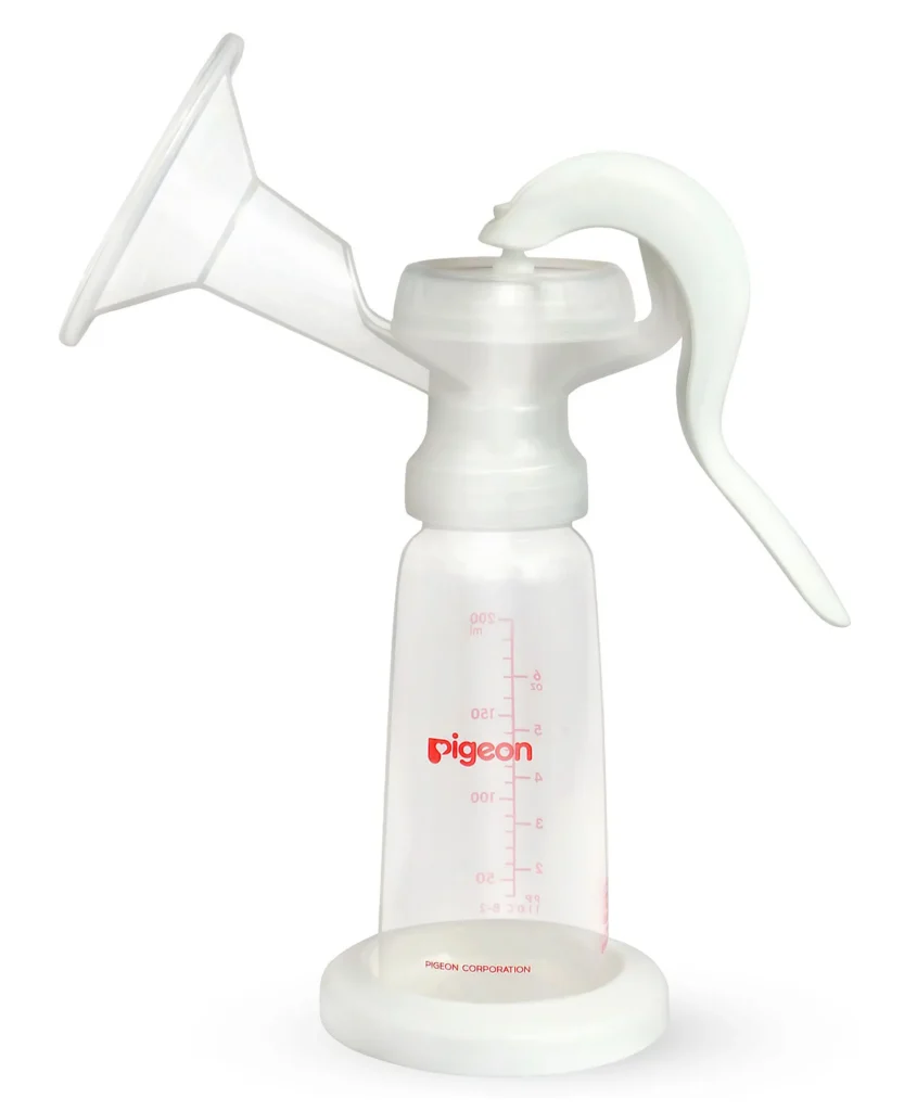 Pigeon Manual Breast Pump White BPA-Free with Advanced Sealing Air Cushion